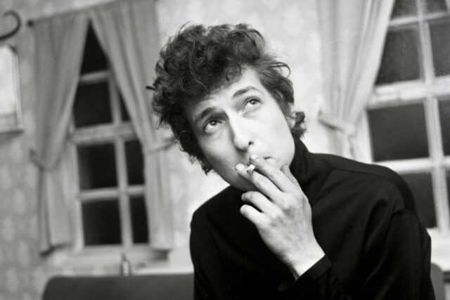 https://www.astrologiadellavitaquotidiana.it/wp-content/uploads/2024/06/Bob-Dylan-640x427.jpg